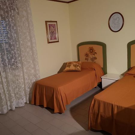 Top Bedroom Golfo - Le Lincelle, Lamezia - 2 Extra Large Single Beds 圣欧费米亚拉默齐亚 外观 照片